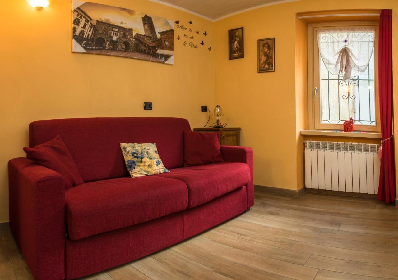 Goccia Di Resina #Sharingorobie Appartement Serina  Buitenkant foto